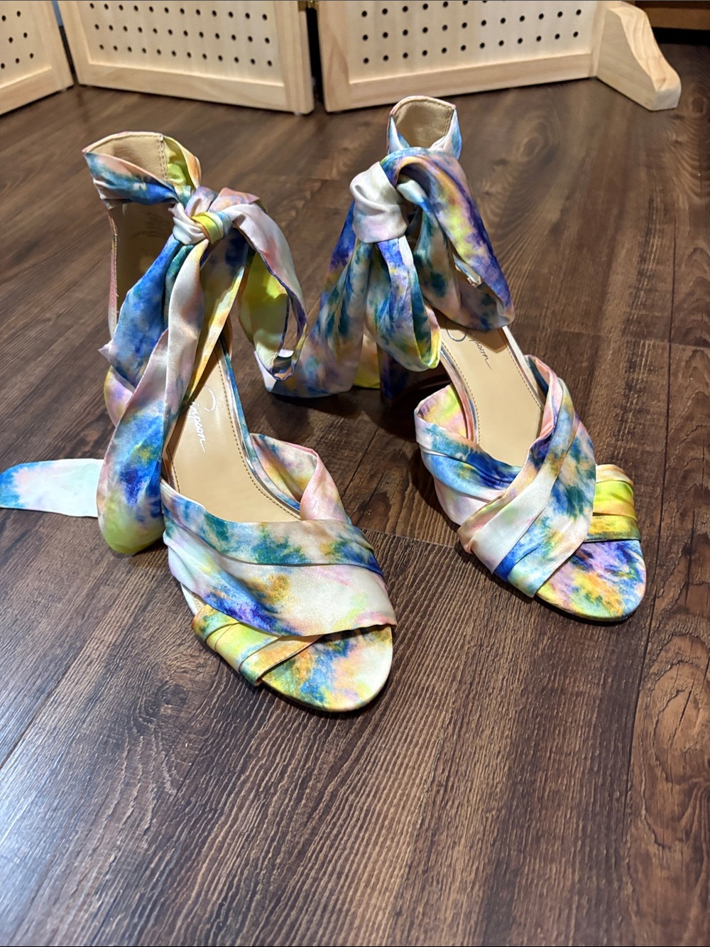 Jessica Simpson tie dye ankle wrap heels! Size 10